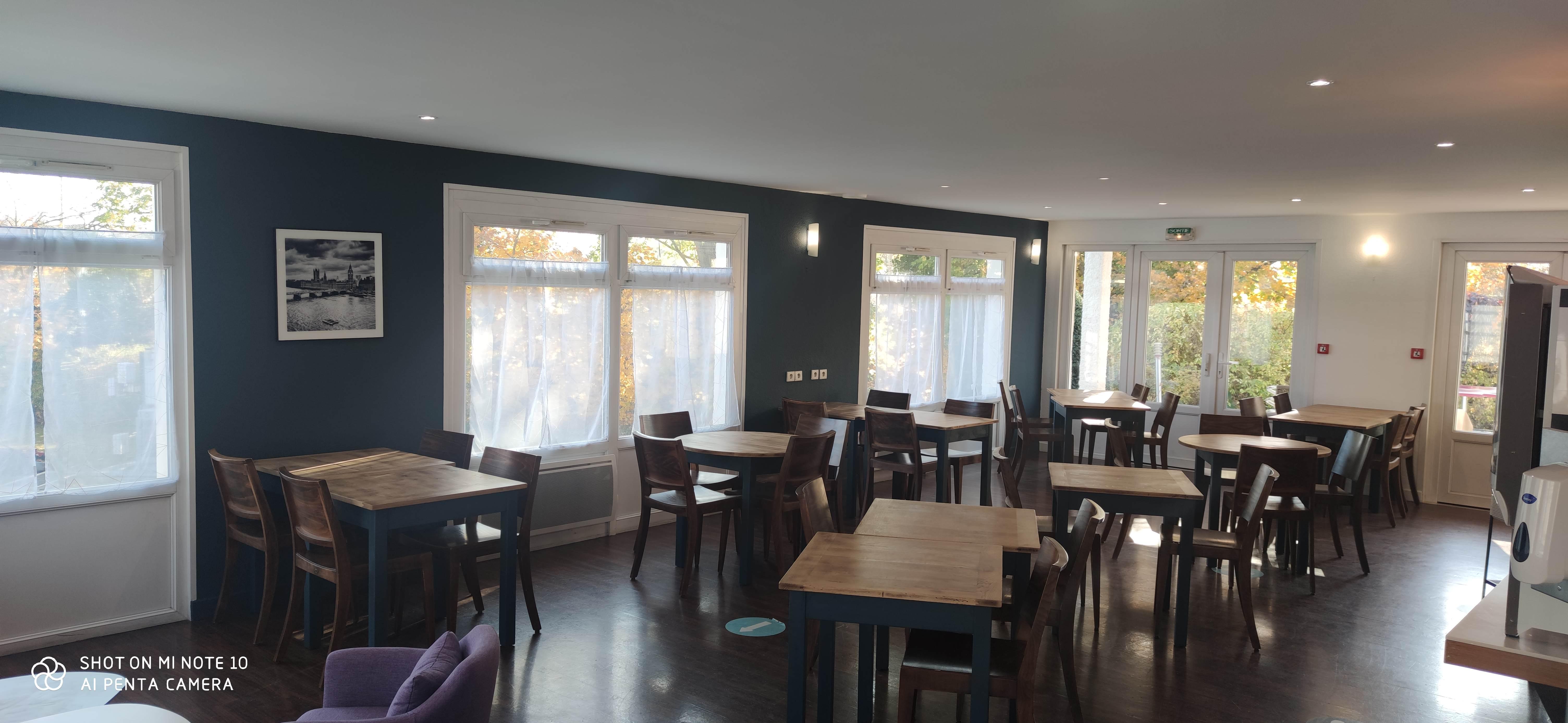 Kyriad Mulhouse Est - 3*